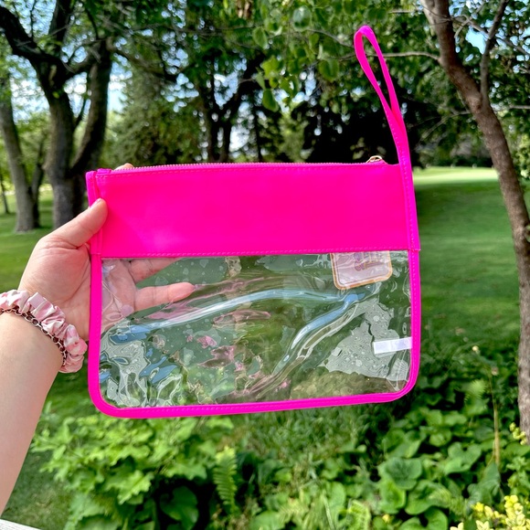 🦋Gloss & Glo pink  Flat SPF Pouch/ CLEAR BAG CHENILLE - Picture 2 of 3